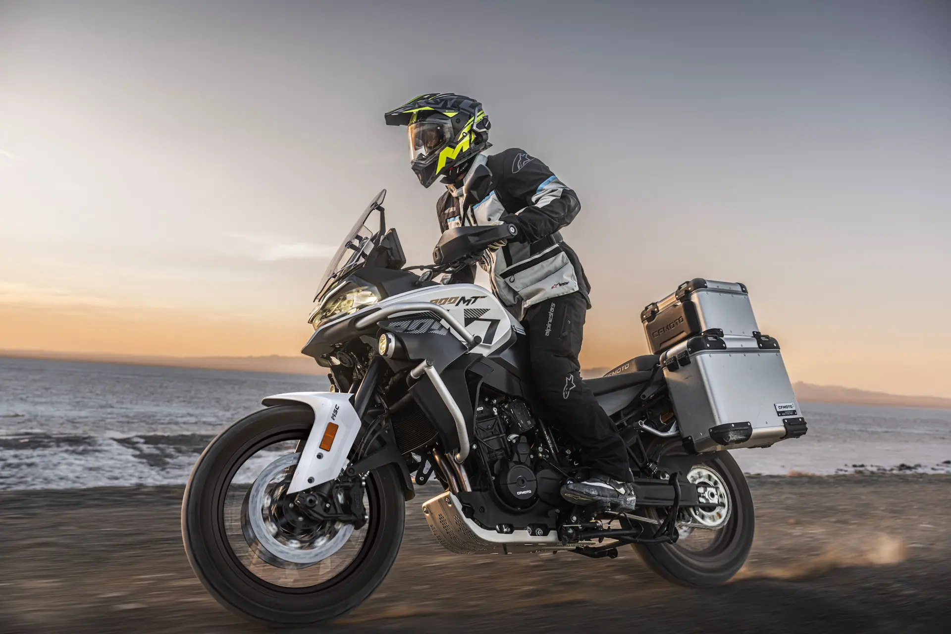 CFMOTO 800MT-ES coastal road action shot