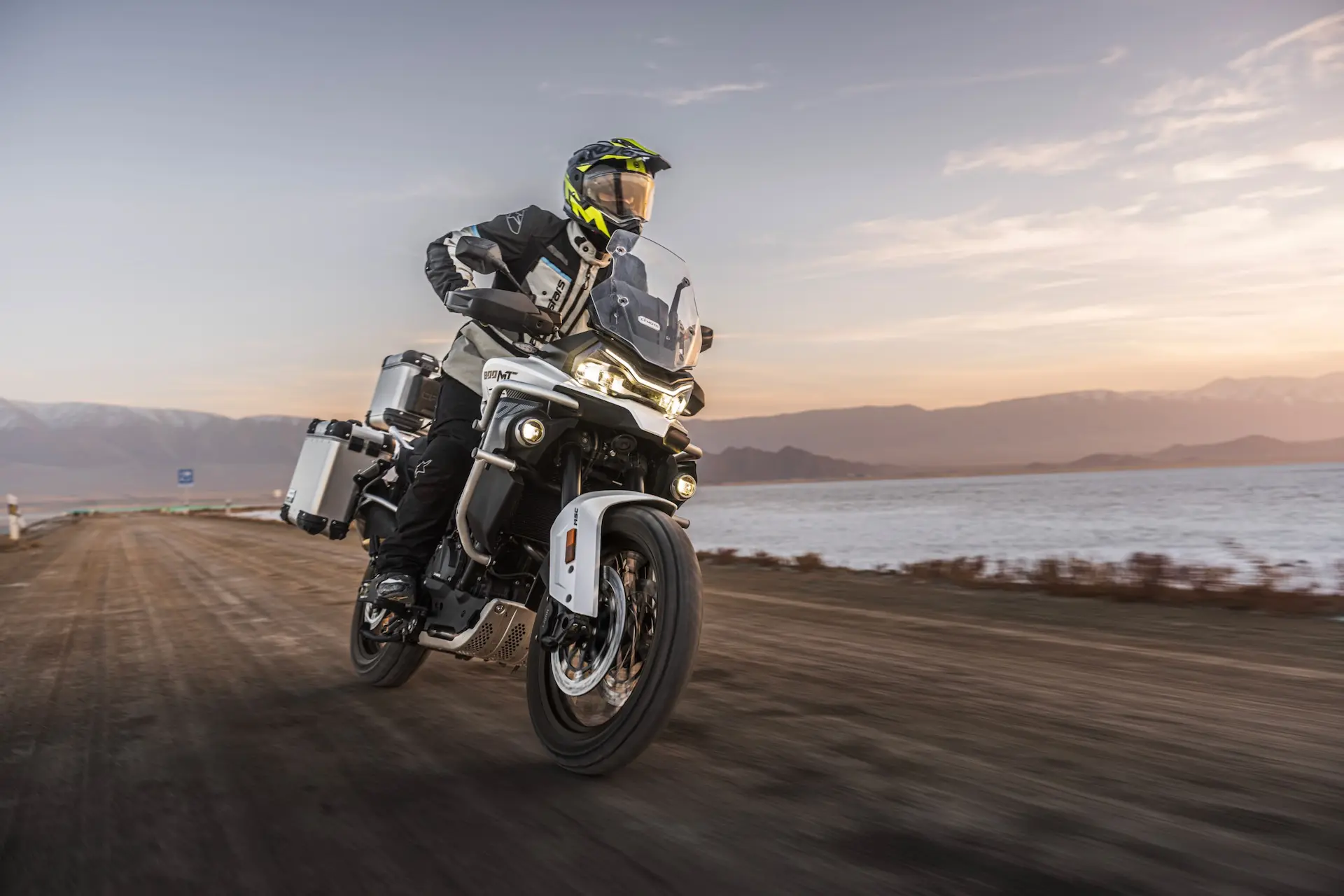 CFMOTO 800MT-ES front action by a lake