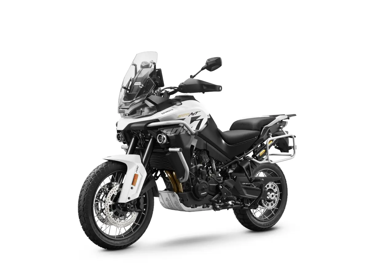 CFMOTO 800MT-ES Glacier White front three-quarter